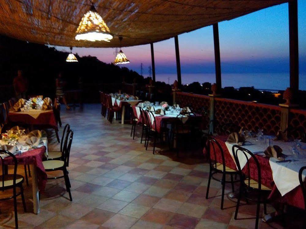 Red Hotel Sant'Elia Сант'Агата-ді-Мілітелло Екстер'єр фото